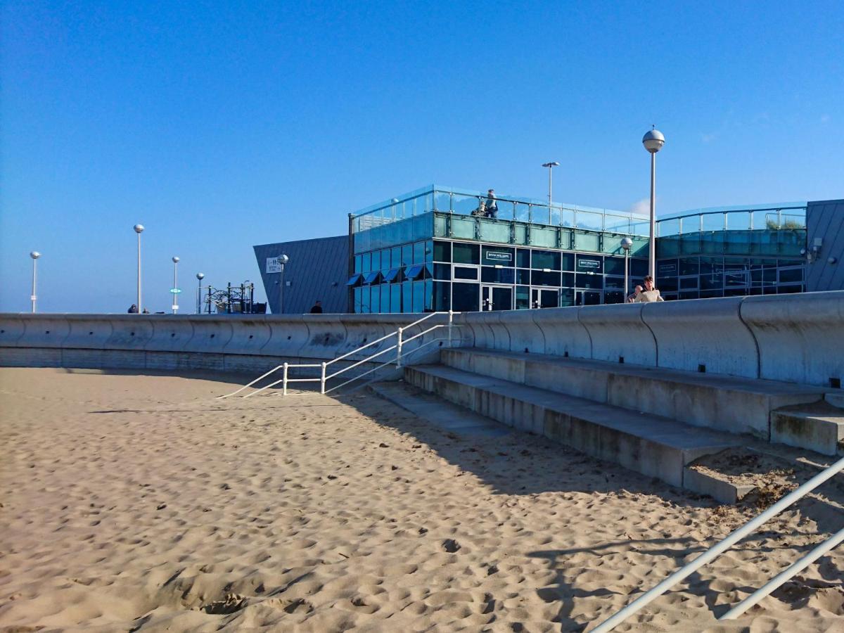 39 Alwen Drive Apartment Rhos-on-Sea Bagian luar foto